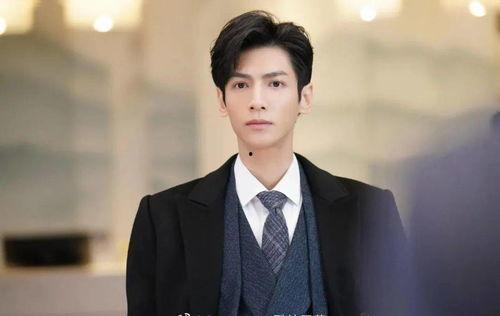 吃瓜娱乐圈罗云熙,瓜田里的娱乐圈新星  第2张 吃瓜娱乐圈罗云熙,瓜田里的娱乐圈新星  第2张